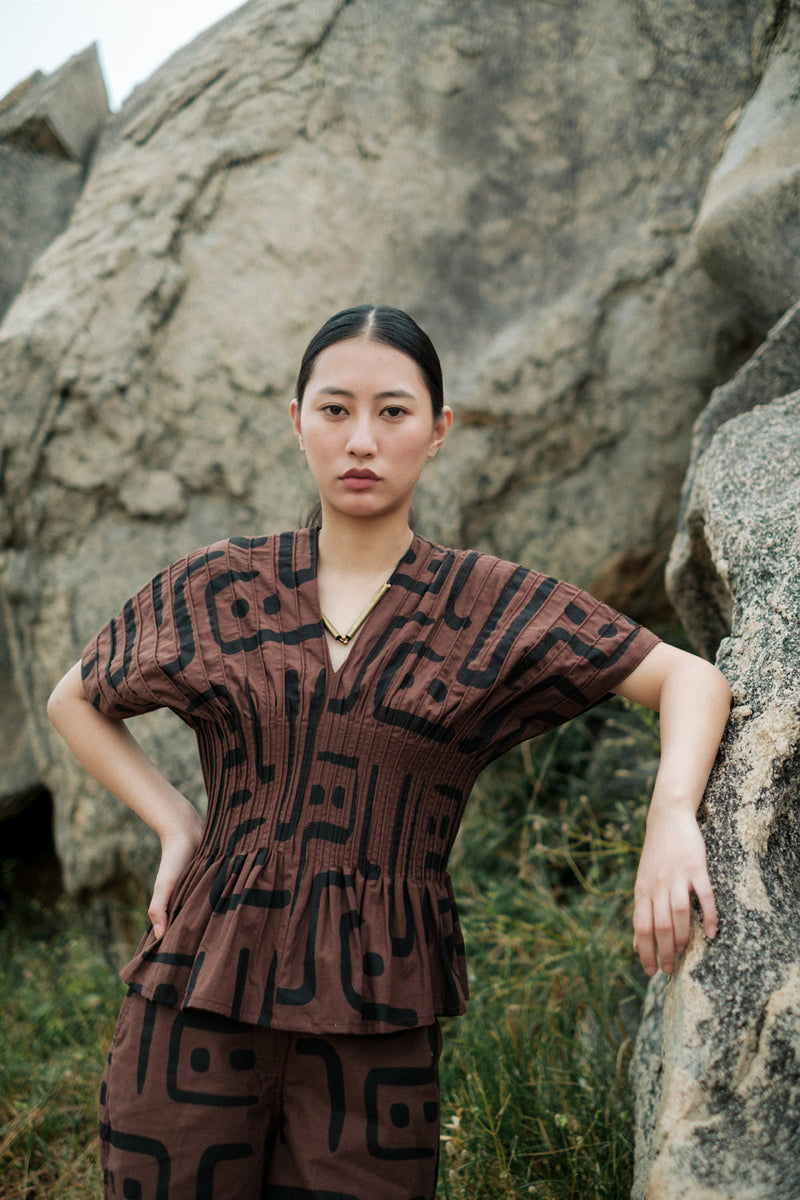Meknes kimono top paiwand top/shirt by The Terra Tribe in green for women Worldwide