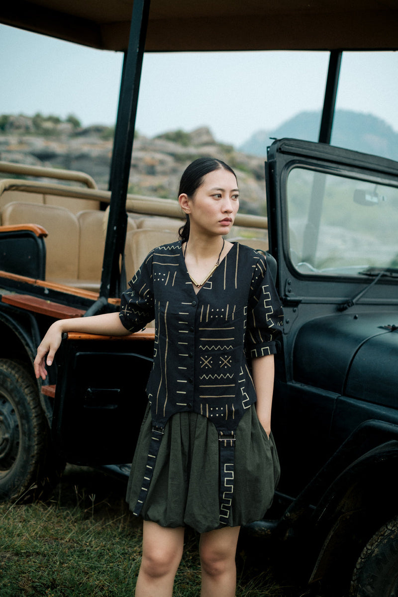 Masai Printed vest Crushed Cotton jacket/overlay by The Terra Tribe in black for women Worldwide