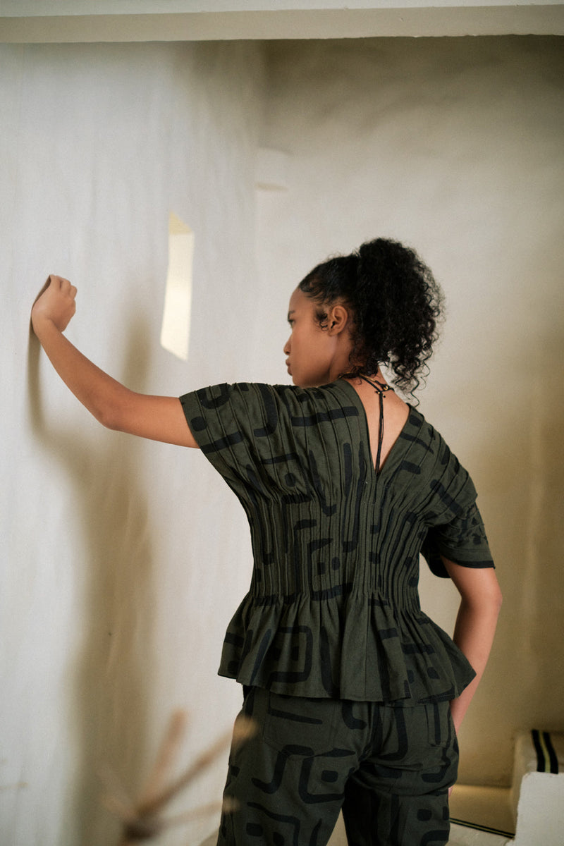 Meknes kimono top paiwand top/shirt by The Terra Tribe in green for women Worldwide