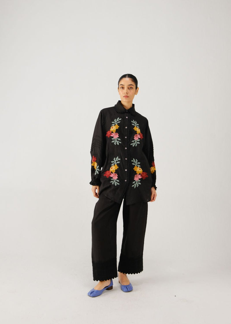 Moira set-Black pixel emb. by CORD for women Worldwide