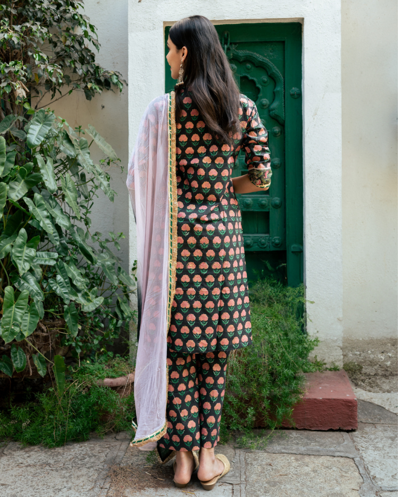 Black Block Printed Kurta Set cotton by Maison Shefali in black color for women Worldwide