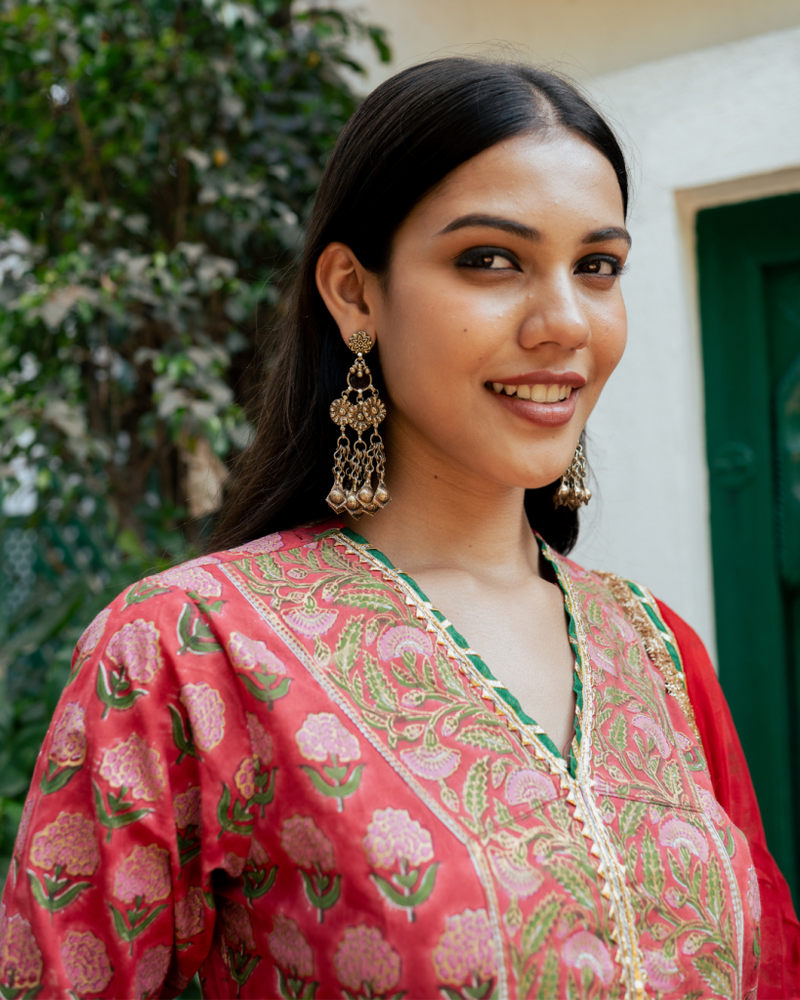 Red Block Printed Kurta Set cotton by Maison Shefali in red color for women Worldwide