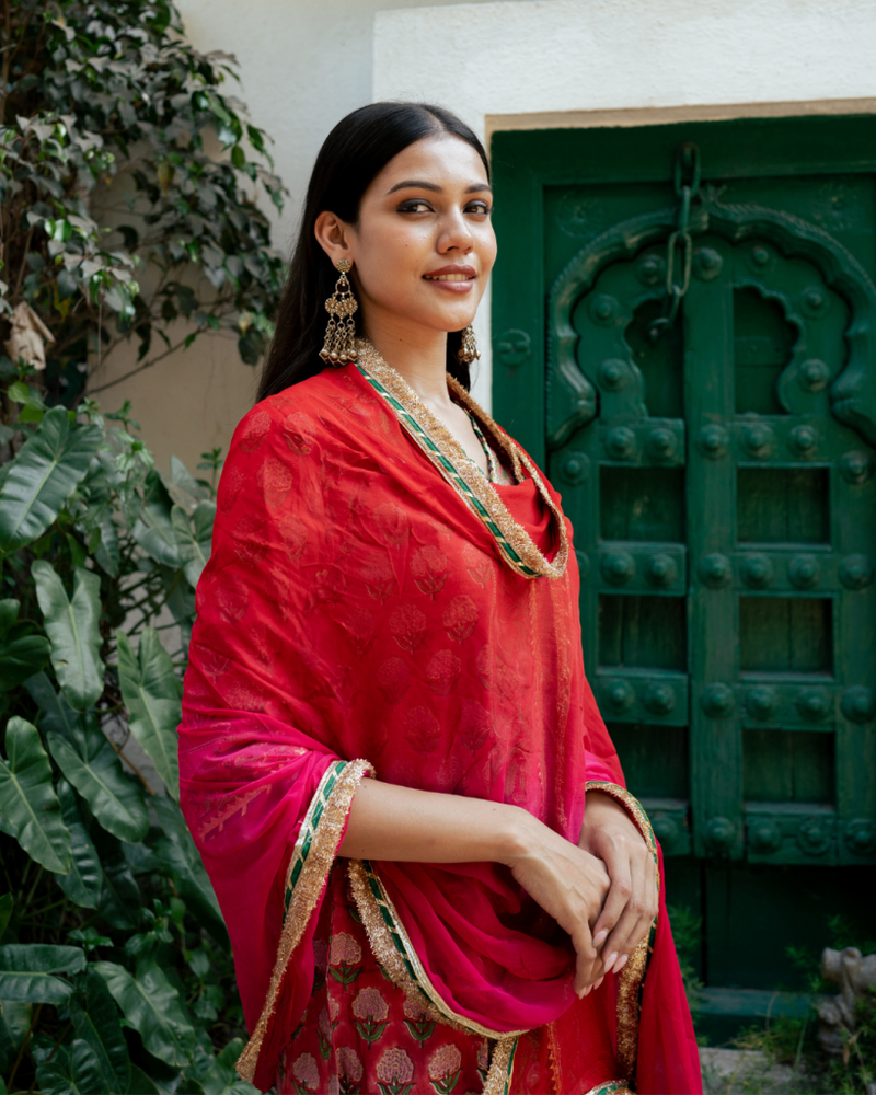 Red Block Printed Kurta Set cotton by Maison Shefali in red color for women Worldwide