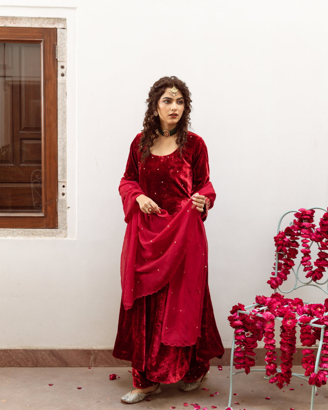 Zeya Gulaab - Velvet Embroidered Suit Set