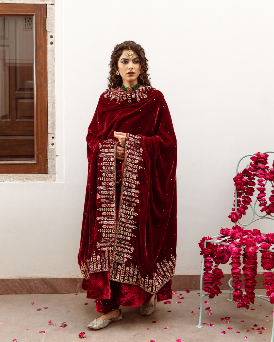 Zeya Gulaab - Velvet Embroidered Suit Set