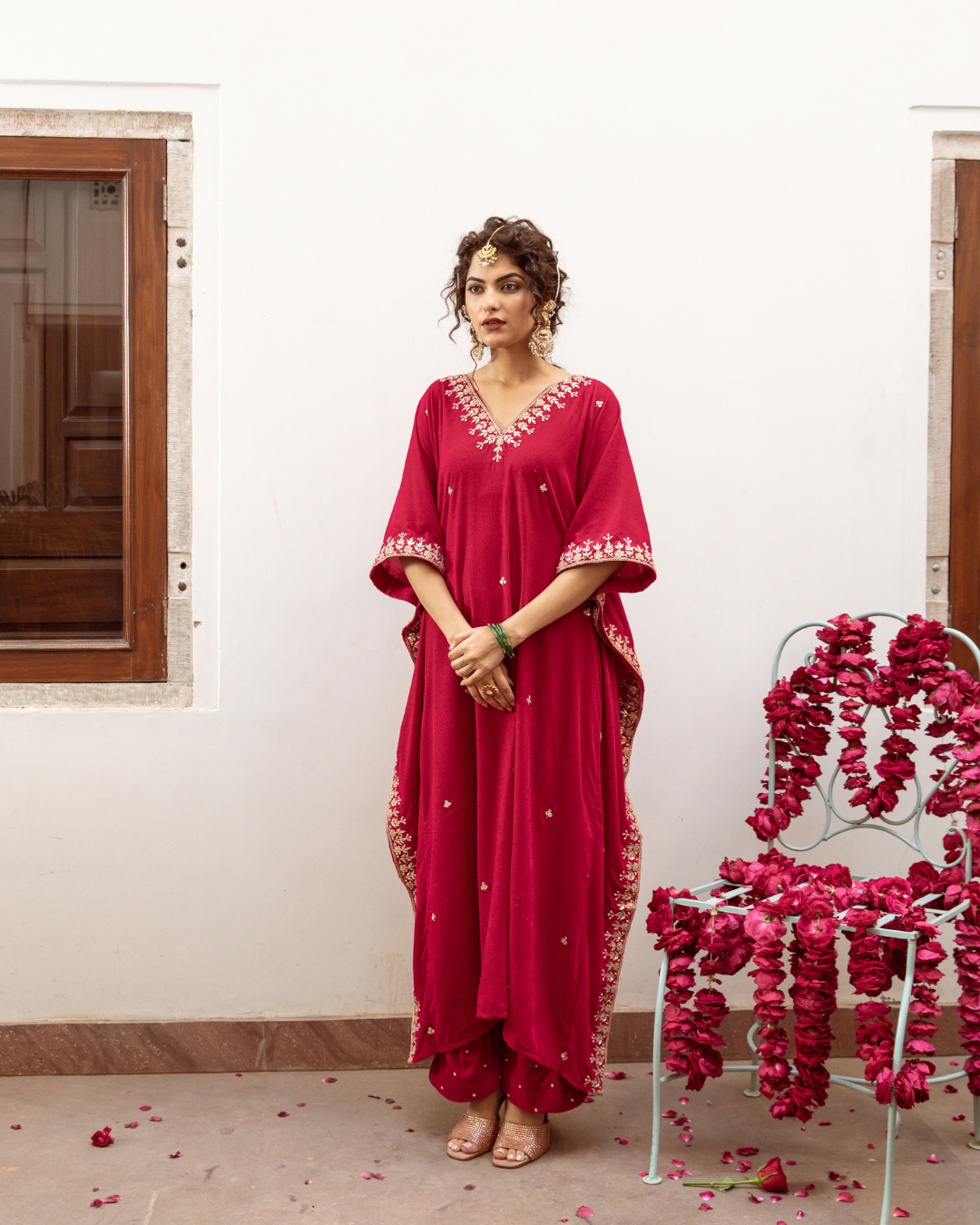 Ibtida Gulabi - Velvet Embroidered Kaftan Set