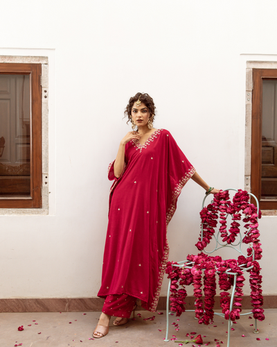 Ibtida Gulabi - Velvet Embroidered Kaftan Set