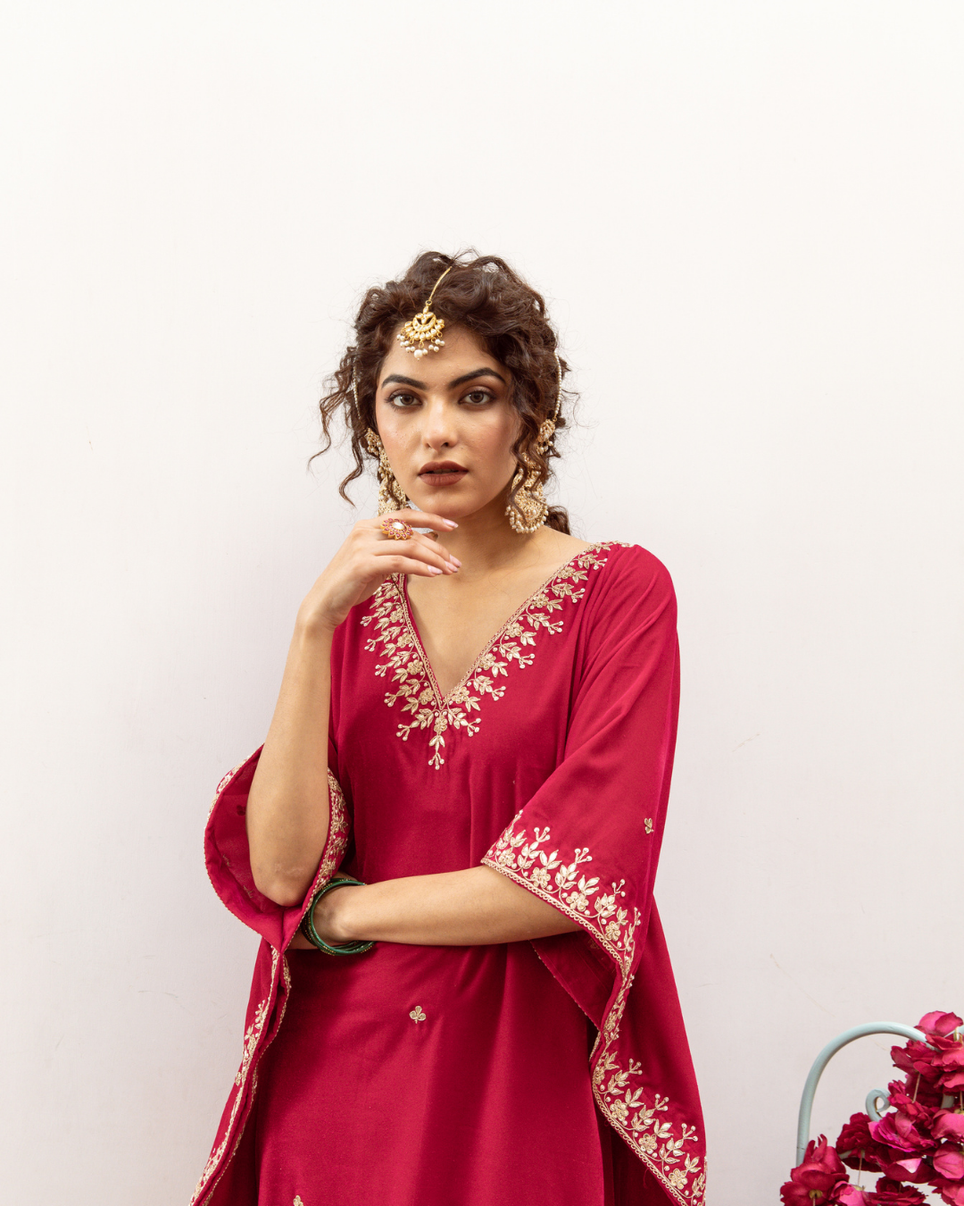 Ibtida Gulabi - Velvet Embroidered Kaftan Set