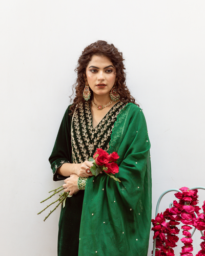 Roya Panna - Velvet Embroidered Suit Set