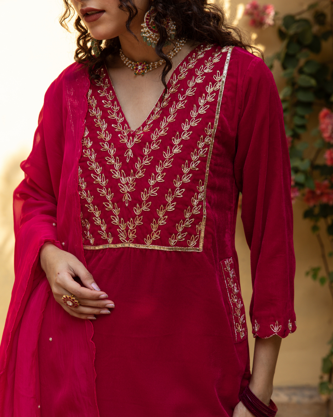 Roya Gulabi - Velvet Embroidered Suit Set