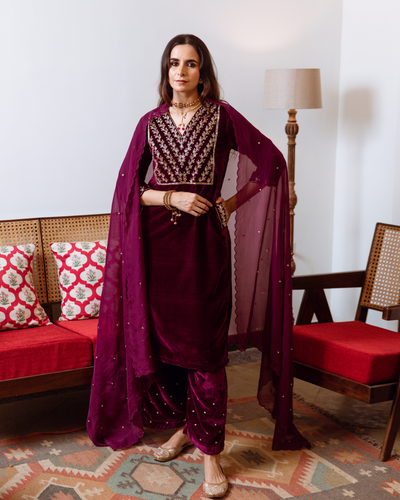 Roya - Velvet Embroidered Suit Set