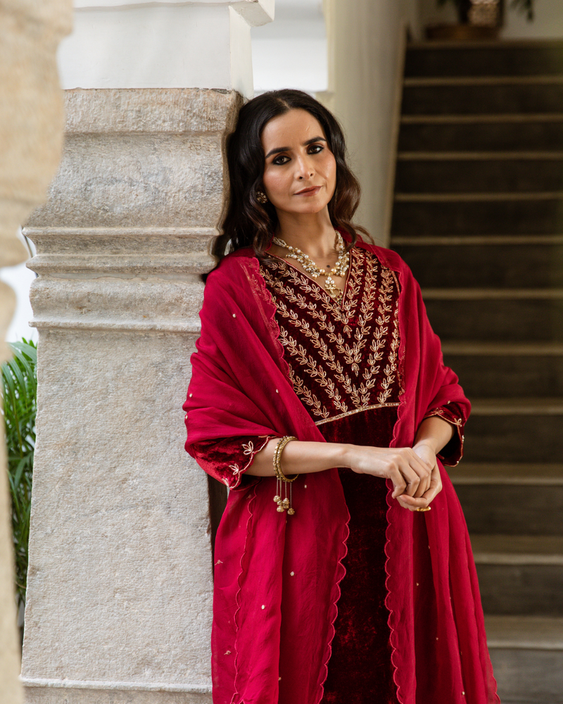 Roya Gulaab - Velvet Embroidered Suit Set by Maison Shefali for women Worldwide