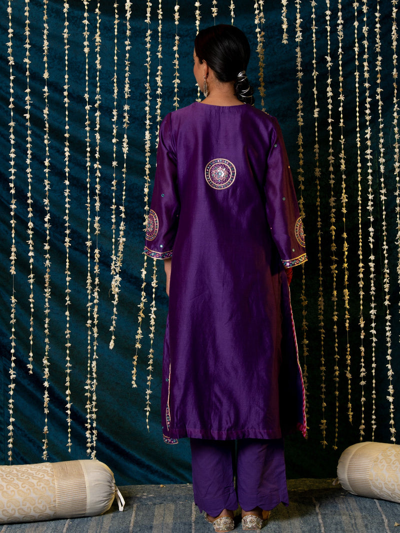 Hunar Kurta Set silk by Maison Shefali for women Worldwide