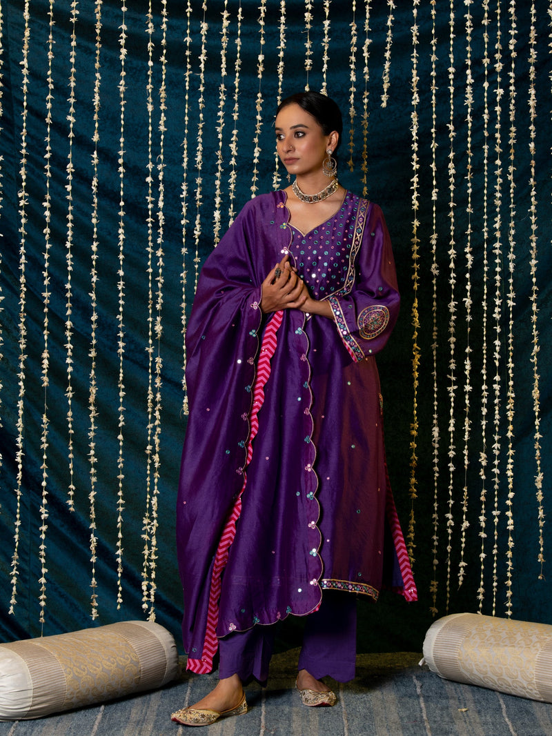 Hunar Kurta Set silk by Maison Shefali for women Worldwide