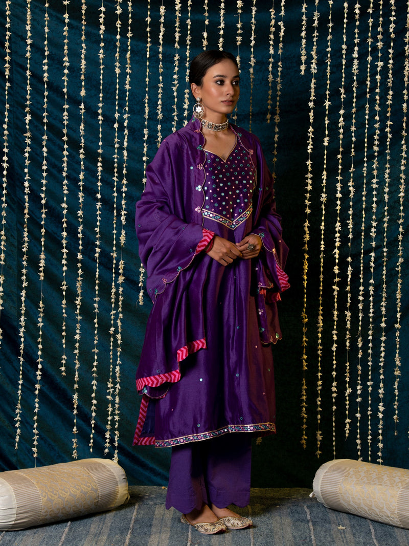Hunar Kurta Set silk by Maison Shefali for women Worldwide