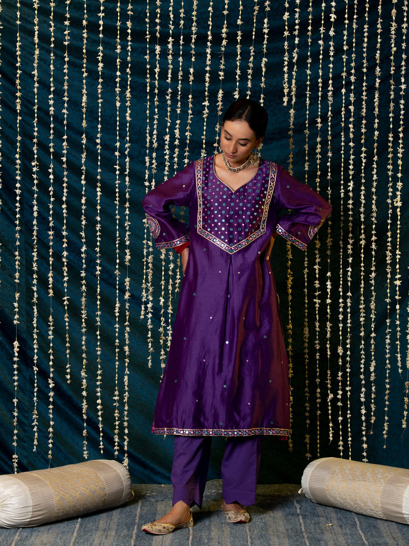 Hunar Kurta Set silk by Maison Shefali for women Worldwide