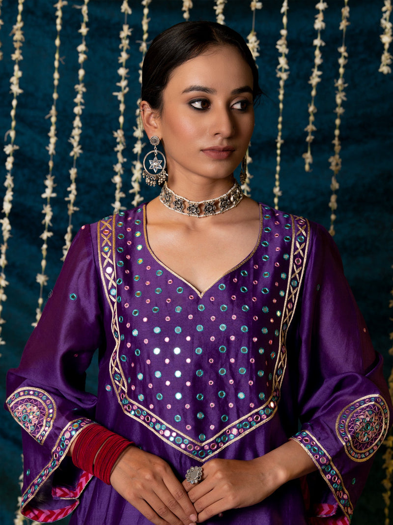 Hunar Kurta Set silk by Maison Shefali for women Worldwide