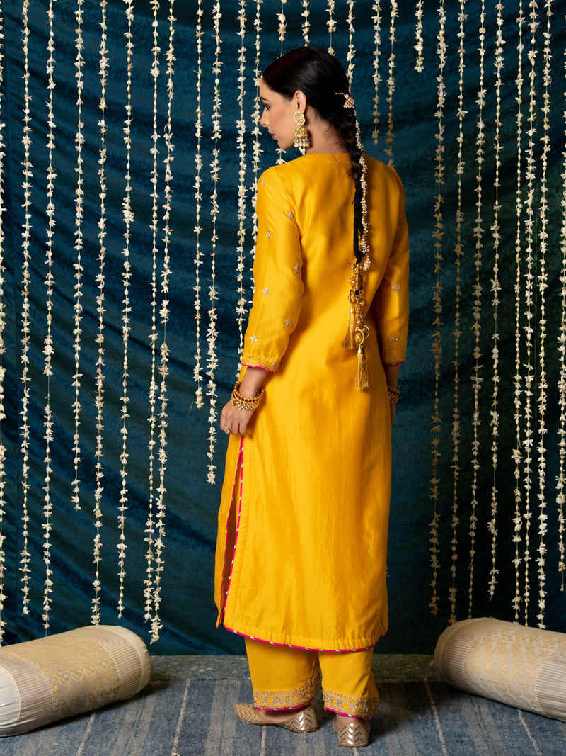 Ambiya Kurta Set silk by Maison Shefali for women Worldwide