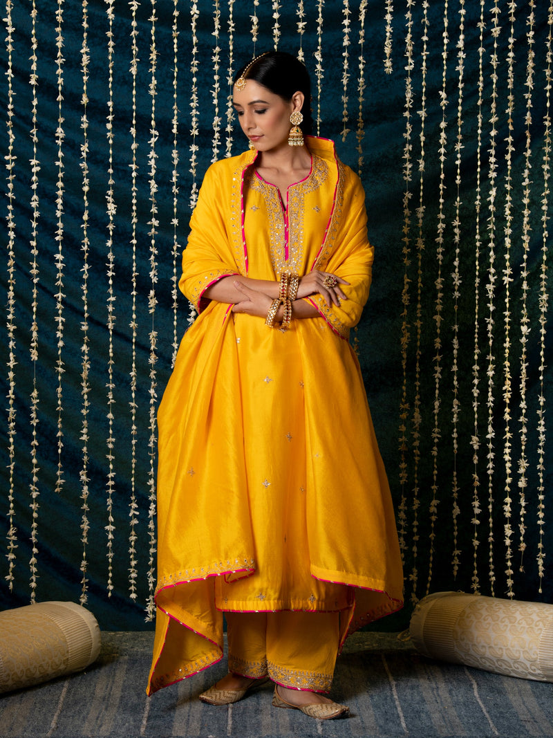 Ambiya Kurta Set silk by Maison Shefali for women Worldwide