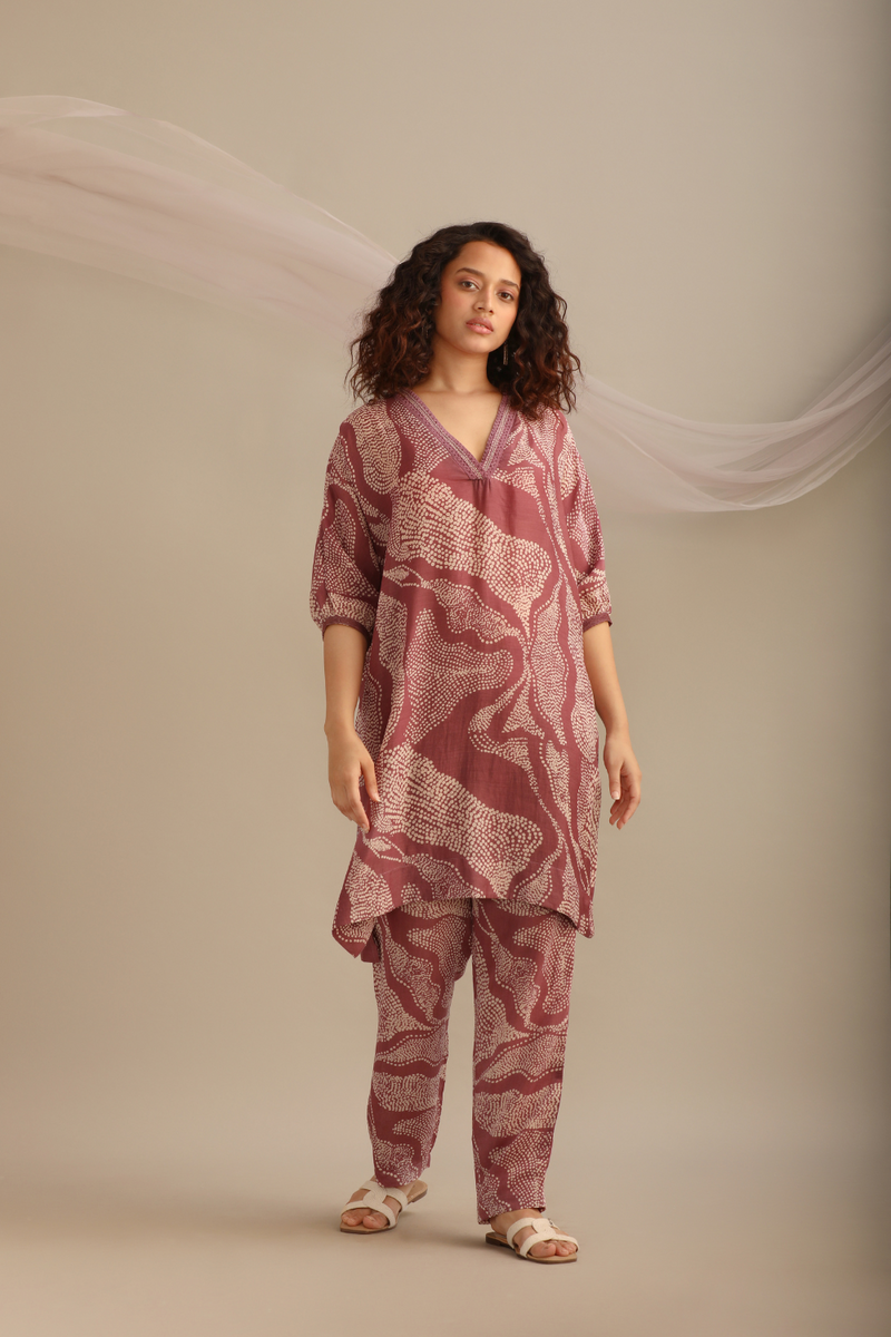 LANDSCAPE LAVENDER PRINTED V NECK KAFTAN SET. silk by Myoho for women Worldwide