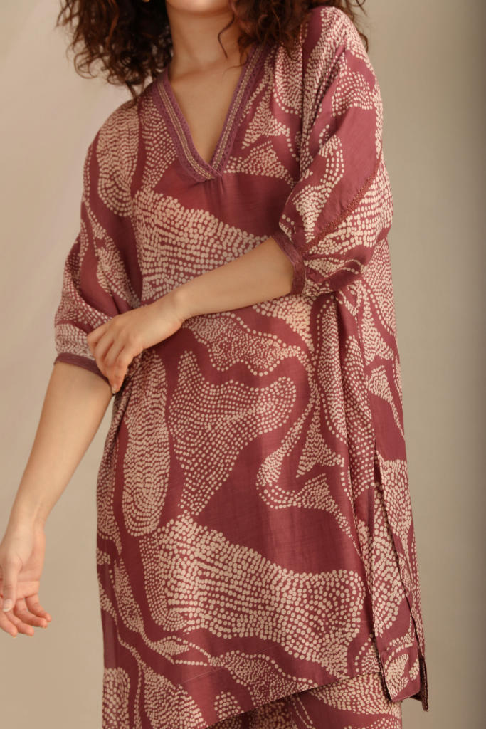 LANDSCAPE LAVENDER PRINTED V NECK KAFTAN SET. silk by Myoho for women Worldwide