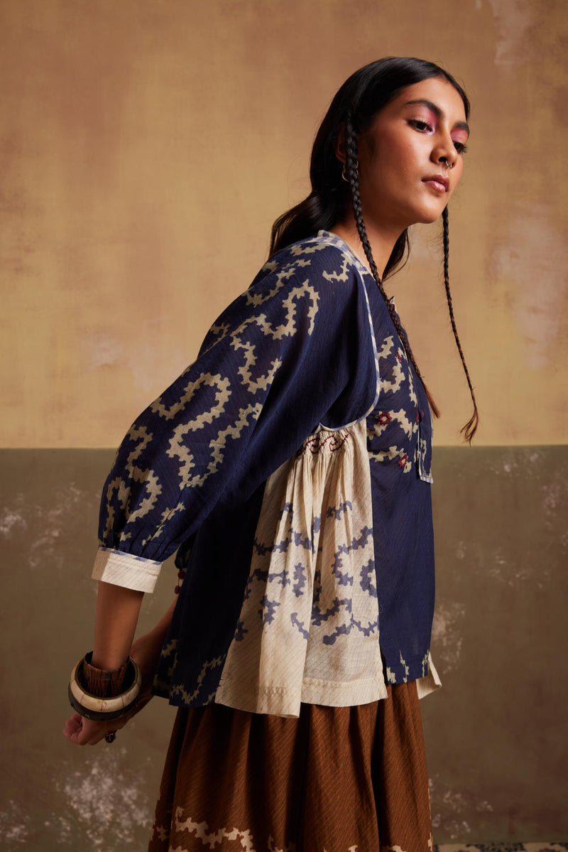 Maison Top-Indigo-Ivory Spiral cotton by CORD for women Worldwide