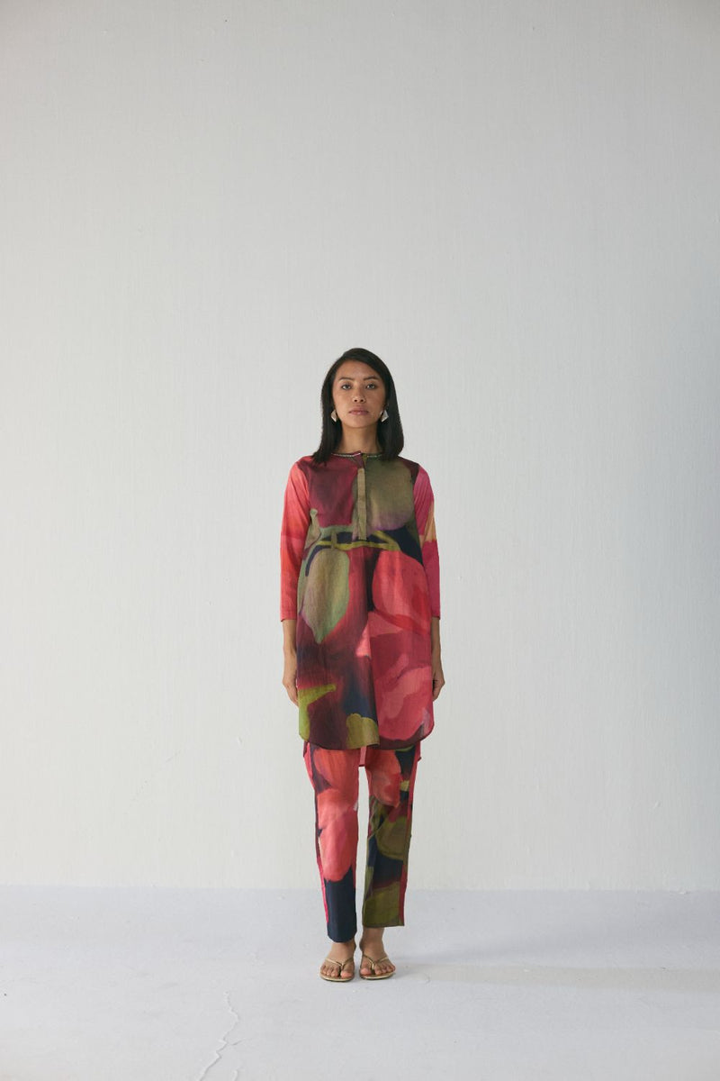 Manhattan Short Kurta Set cotton by YAM in multi color for women Worldwide