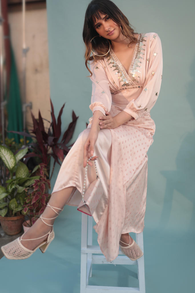 Masbah Pink Blouse with Skirt-SKCBLFLW satin by PRAHNAAYA in pink color for women Worldwide