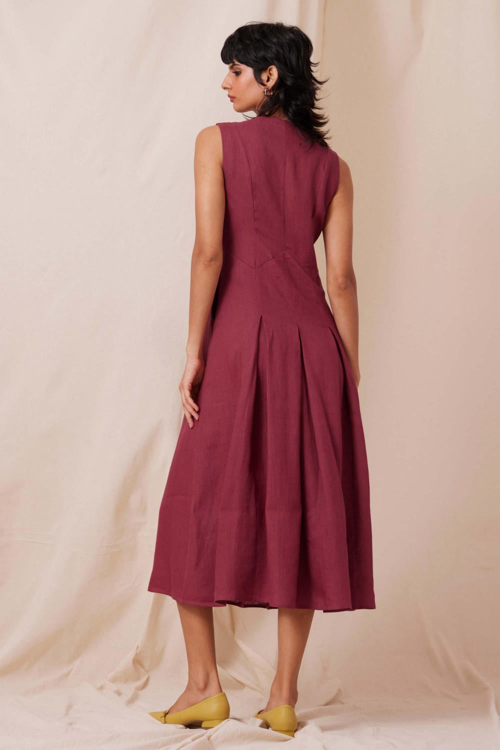 Meda Pleated Linen Dress