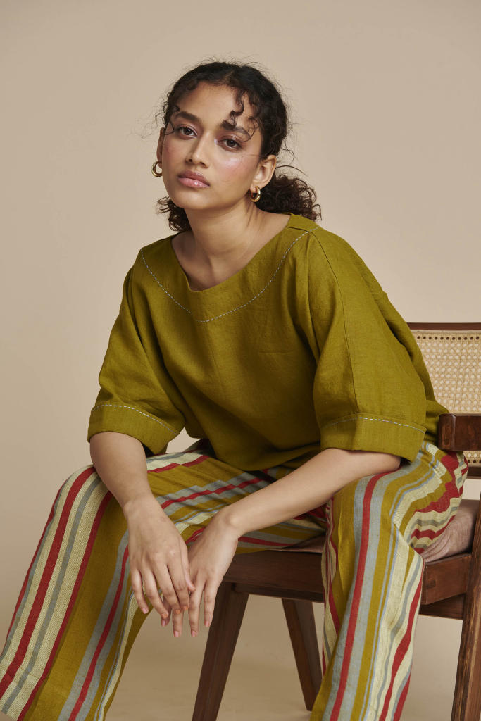 Mehendi Leher Linen Boho Set linen by Saphed in green color for women Worldwide