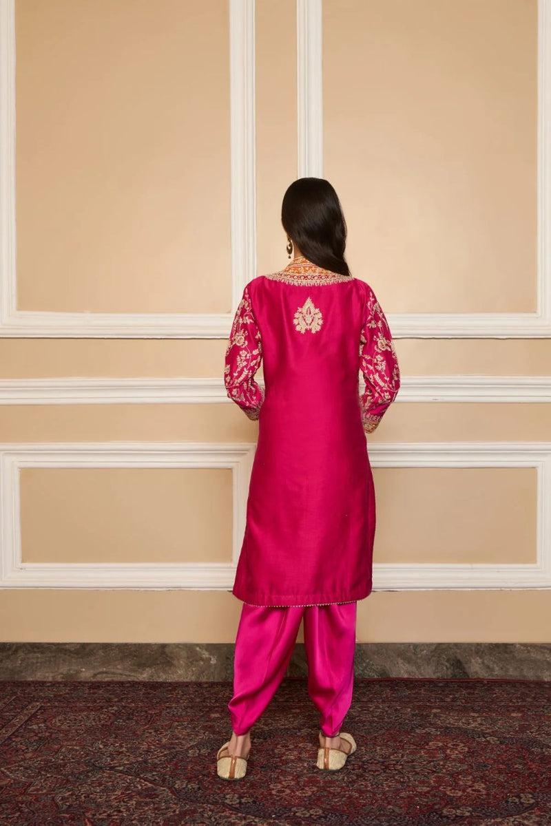 Mehnoor Straight kurta with dhoti-Hotpink silk by SHEETAL BATRA in pink color for women Worldwide