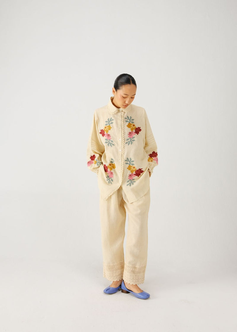 Moira set-Ivory pixel emb. by CORD for women Worldwide