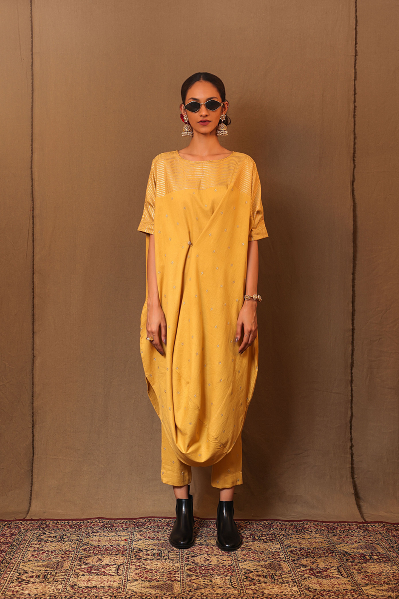 Mustard Club EMB SE Pants 100% cotton by Mati in mustard color for women Worldwide