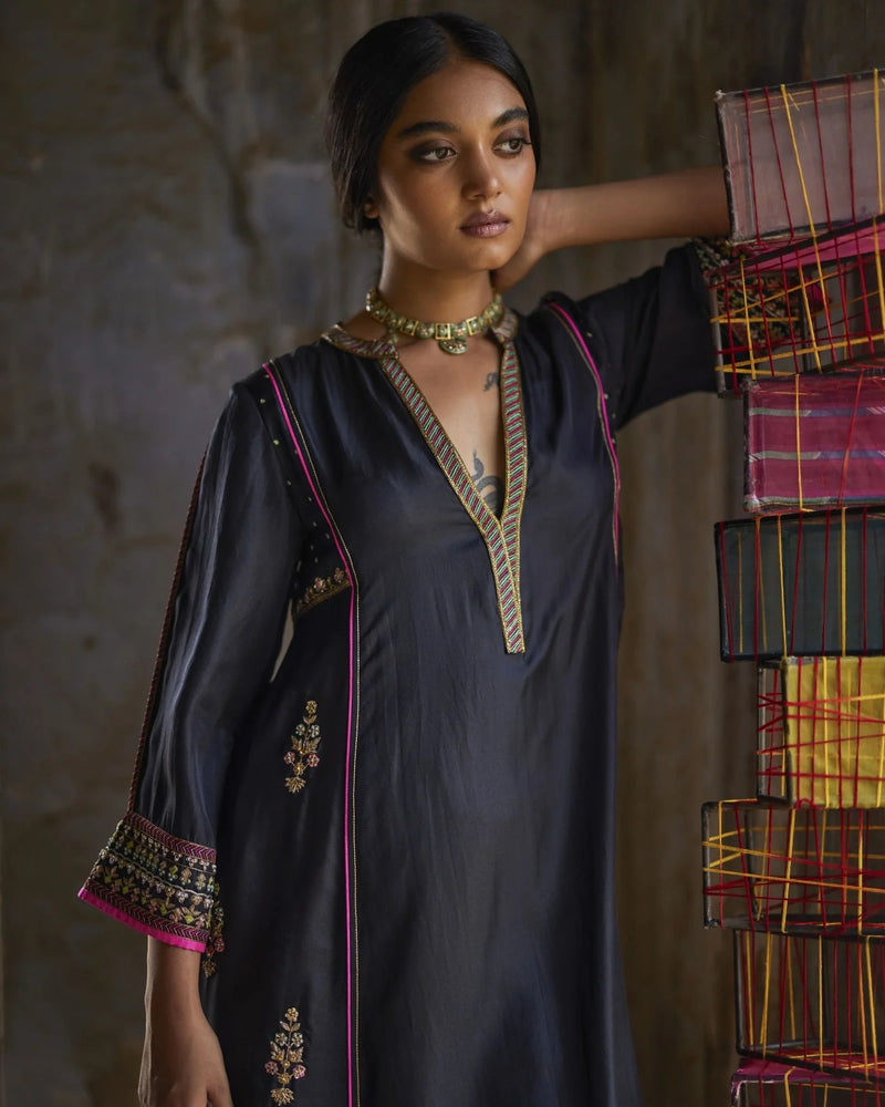Nadira Black Silk Butti Back Yoke Kurta Set silk by Rajiramniq in black color for women Worldwide