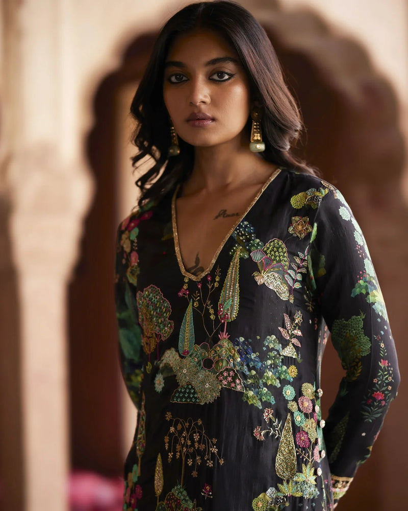 Nadira Black Kurta Set by Rajiramniq in black color for women Worldwide