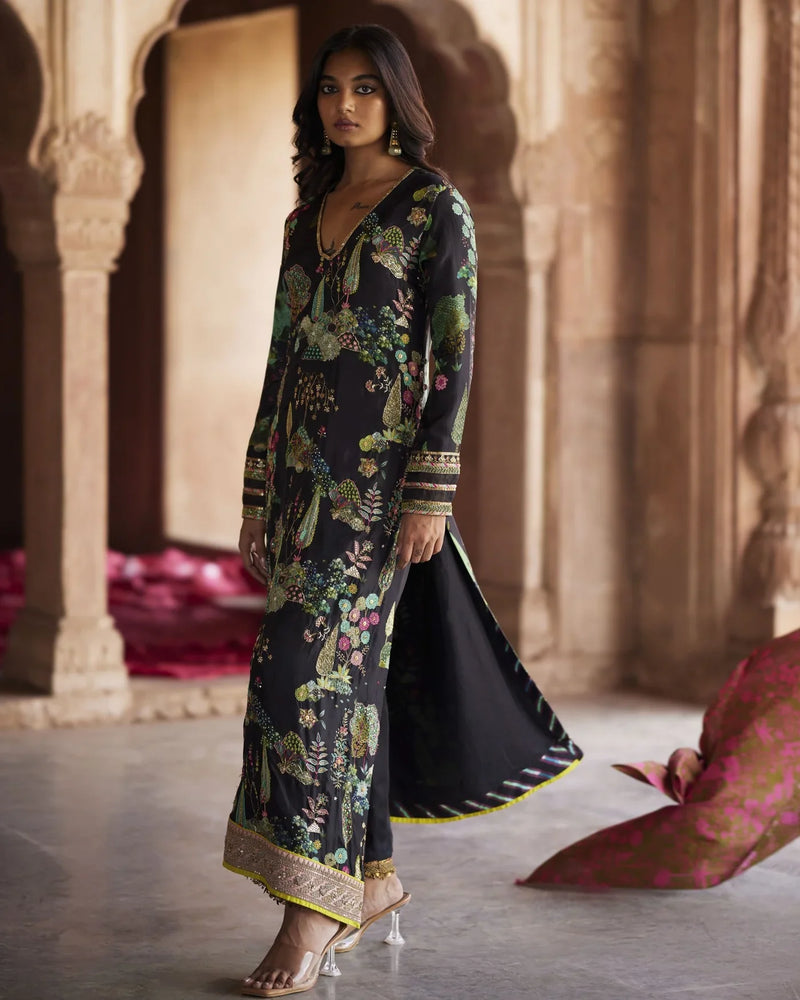 Nadira Black Kurta Set by Rajiramniq in black color for women Worldwide