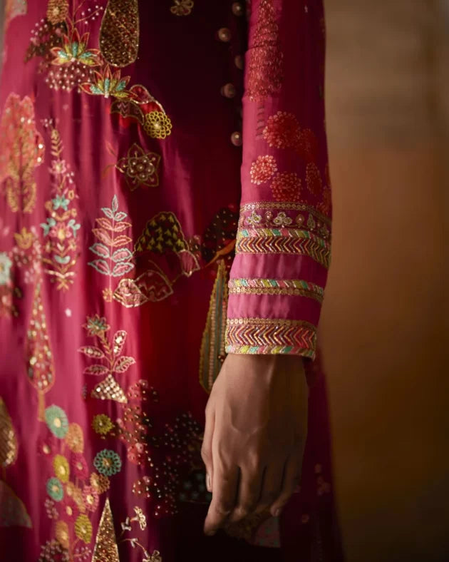 Nadira Magenta Kurta Set by Rajiramniq for women Worldwide