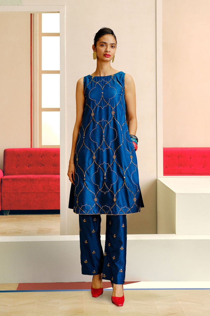 Niloufer Deep Teal Scallop Embroidery Kurta Set silk, organza kurta/kurta set by Rajiramniq in teal for women Worldwide