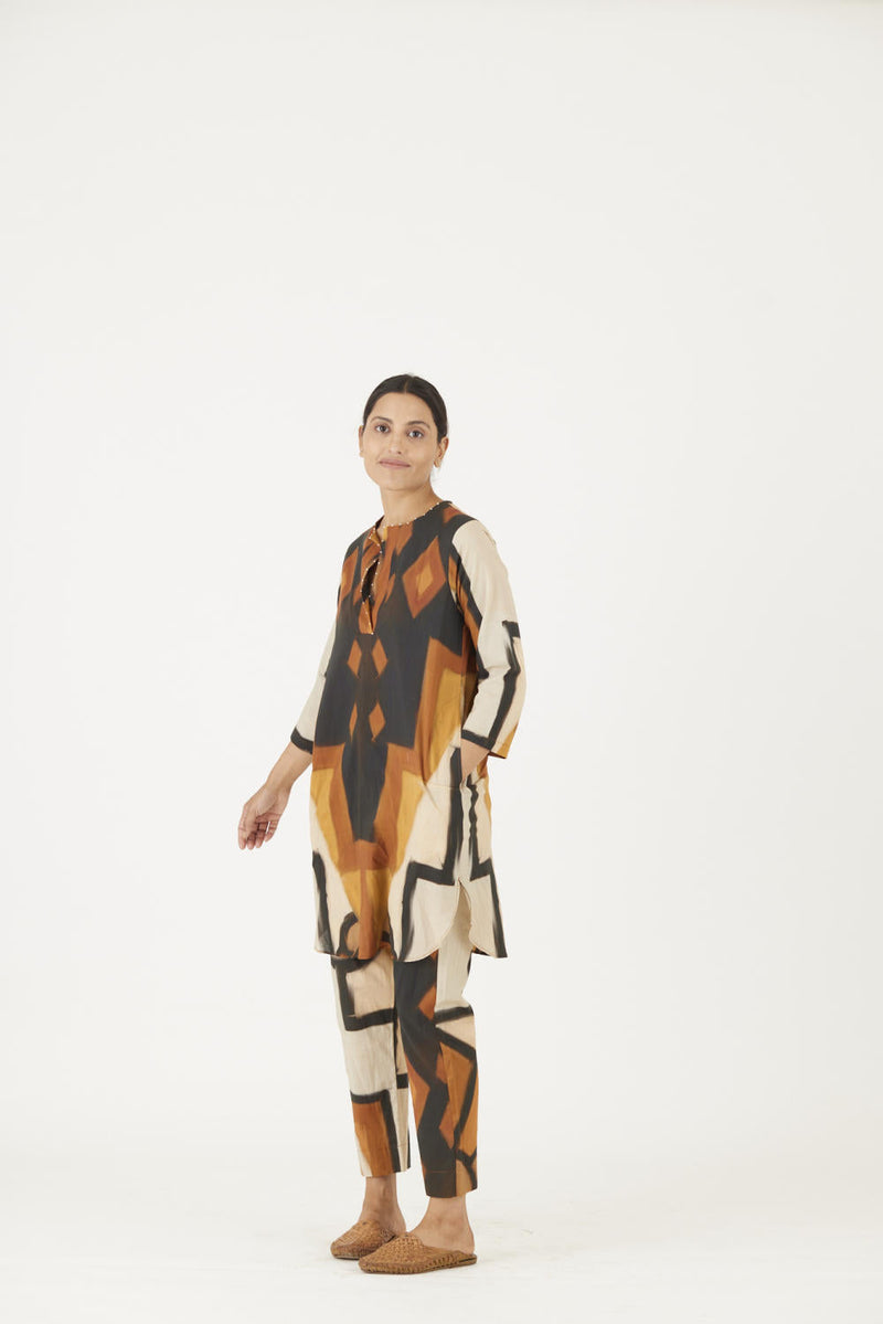 NOOR SHORT KURTA SET Kurta Sets by Yam for women Worldwide