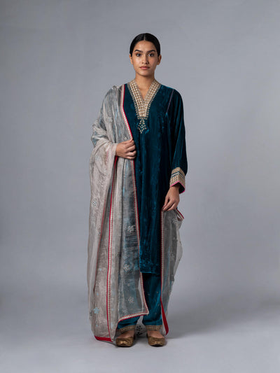 Nissa Dupatta