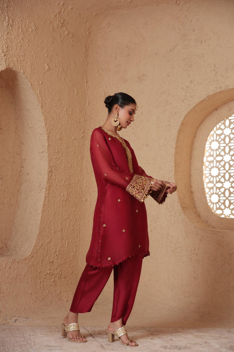 Zar-Rang Maroon Short Kurta Set organza, silk tencel kurta/kurta set by Niti Bothra in maroon for women Worldwide