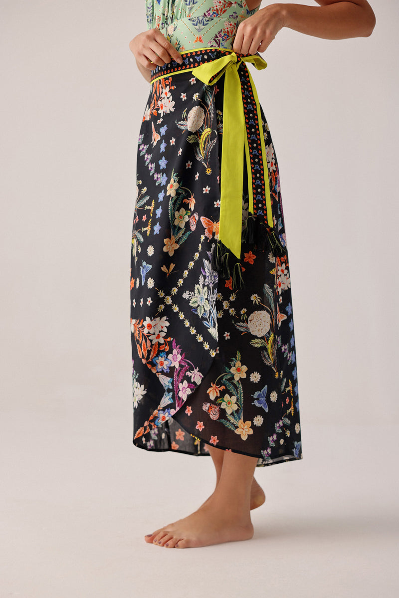 Nua Pareo-Prairee cotton voile resort wear by NOIB in black for women Worldwide