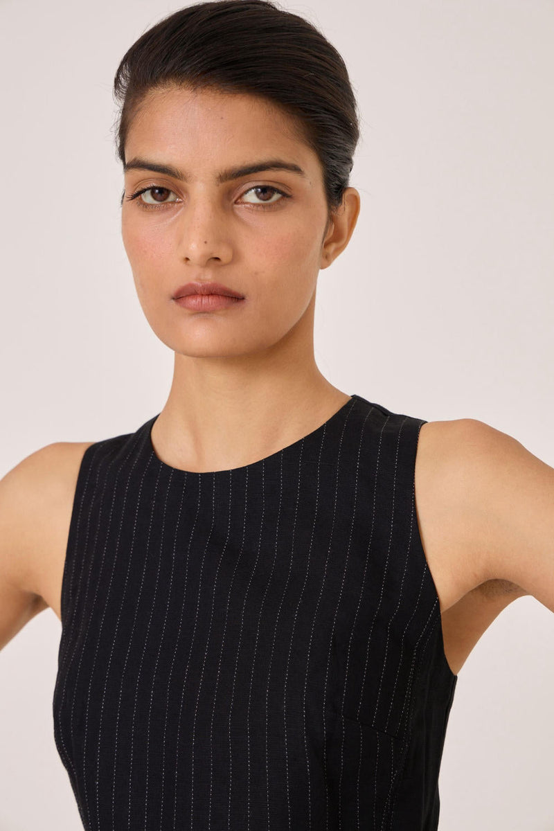 Nuwan Black Quilted Dress cotton by The Summer House in black color for women Worldwide