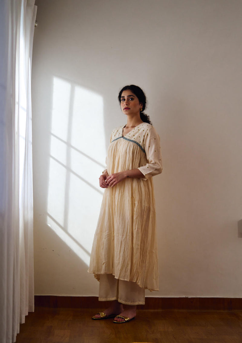 Nyla ivory kurta set