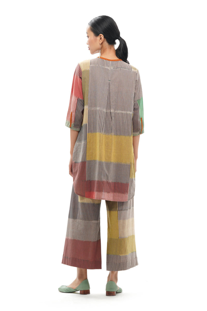 OCHA CLASSIC TUNIC 100% cotton by Translate - Handwoven Ikat in yellow color for women Worldwide