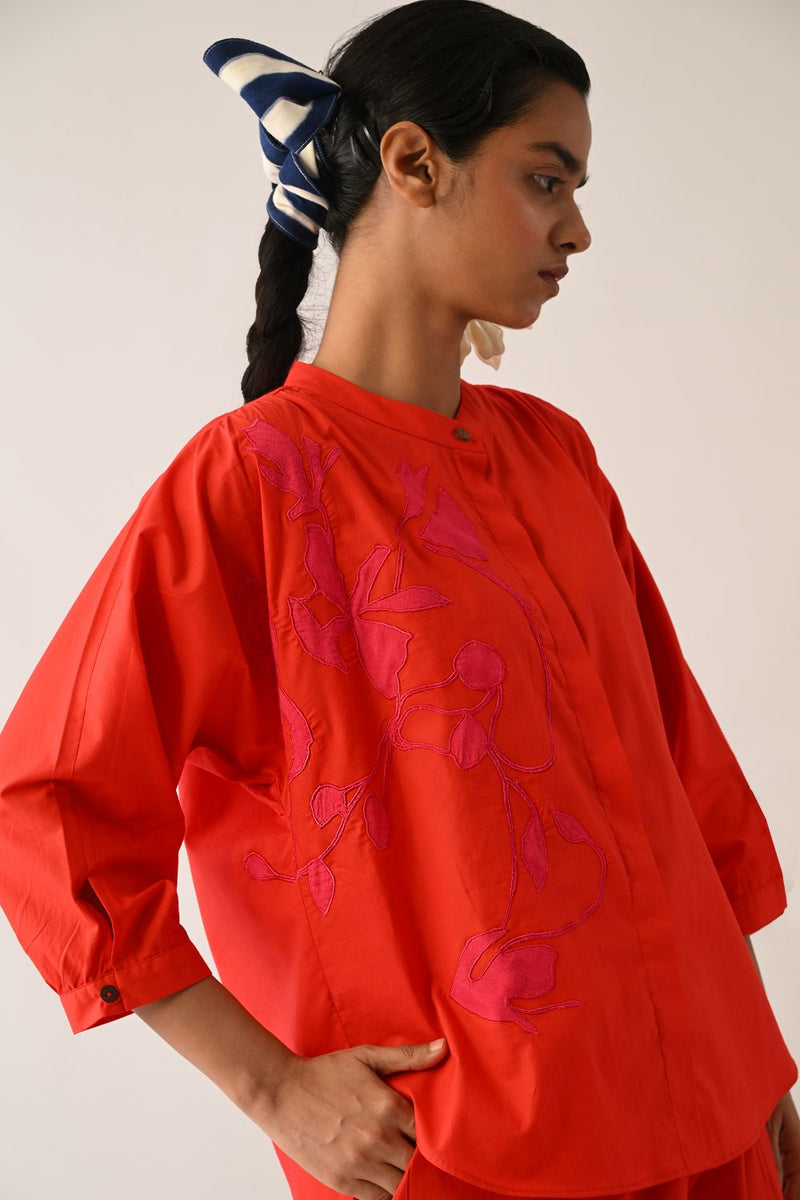 Mono Crimson Rj Appliqué Top poplin top/shirt by O'Frida in crimson for women Worldwide
