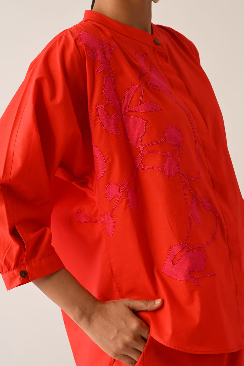 Mono Crimson Rj Appliqué Top poplin top/shirt by O'Frida in crimson for women Worldwide