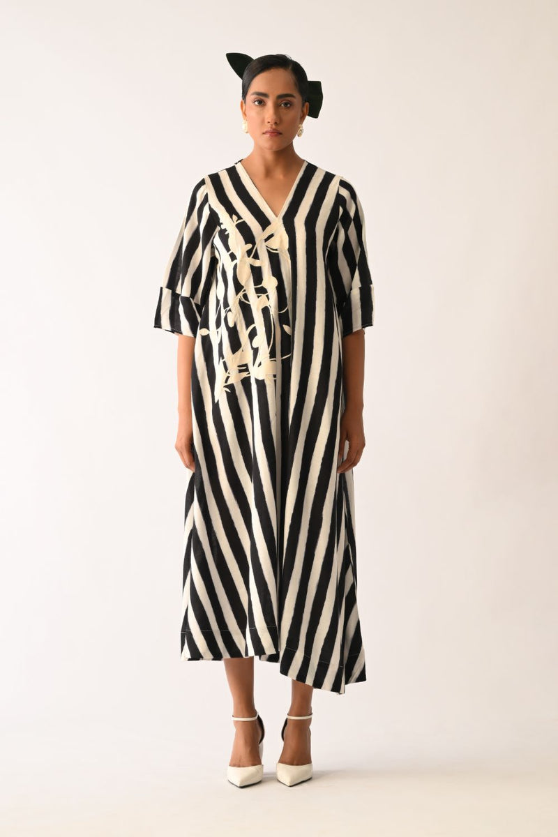 Revolt B&W Mayflower Appliqué Dress cotton dress by O'Frida in black & white for women Worldwide