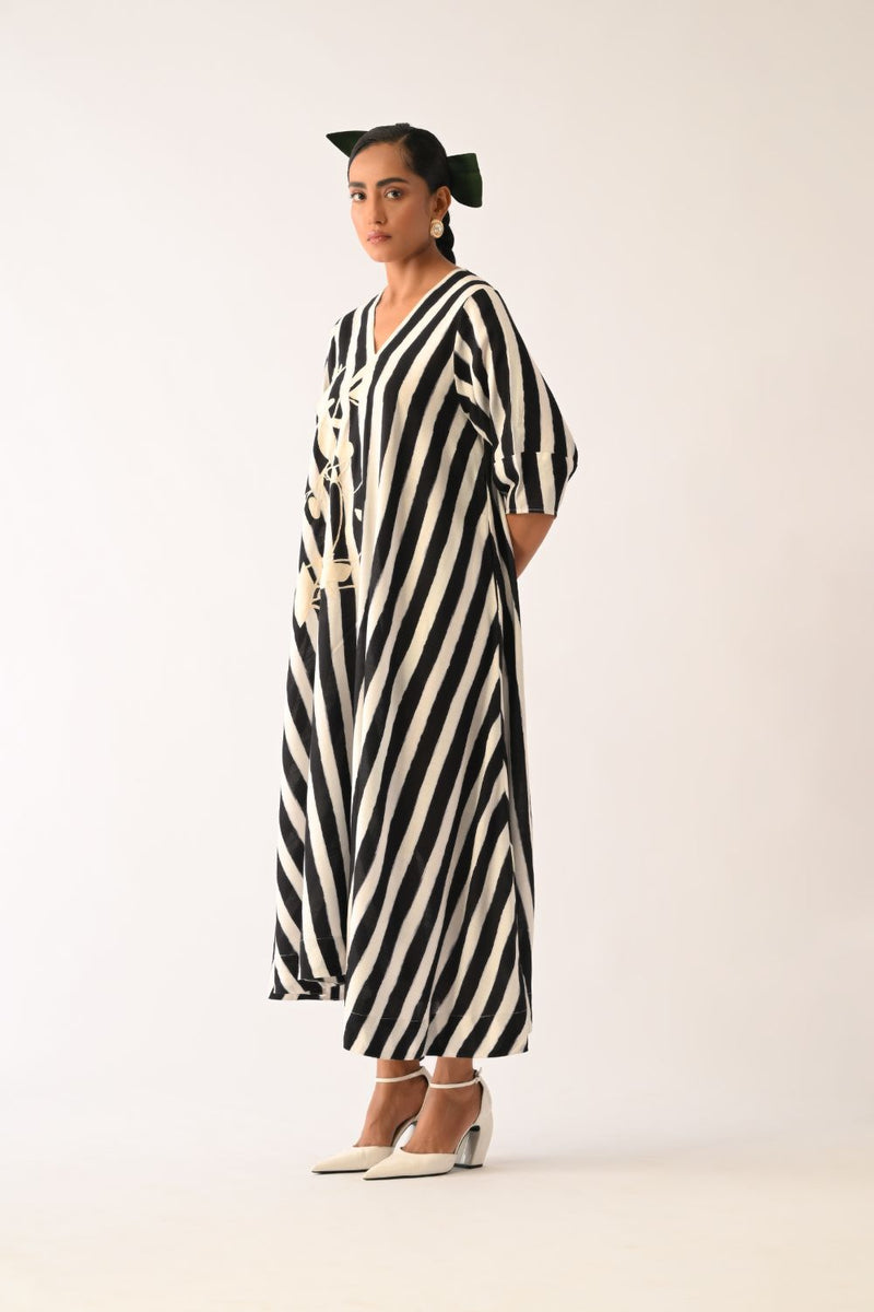 Revolt B&W Mayflower Appliqué Dress cotton dress by O'Frida in black & white for women Worldwide