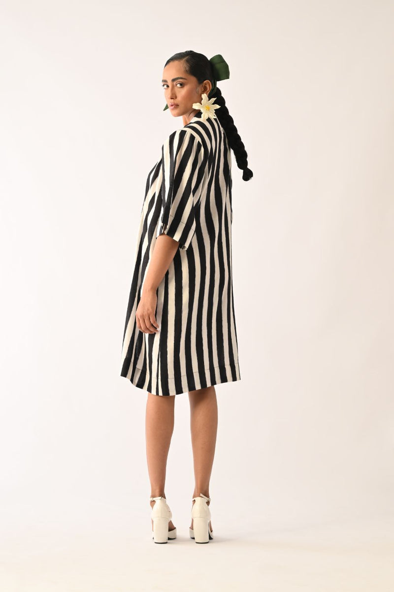 Revolt B&W Beach Appliqué Dress cotton dress by O'Frida in black & white for women Worldwide